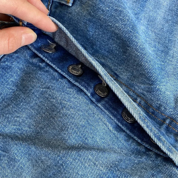 Levi’s 501 Straight Leg Medium Blue Ripped High-Rise Jeans Size 31 - Picture 7 of 7